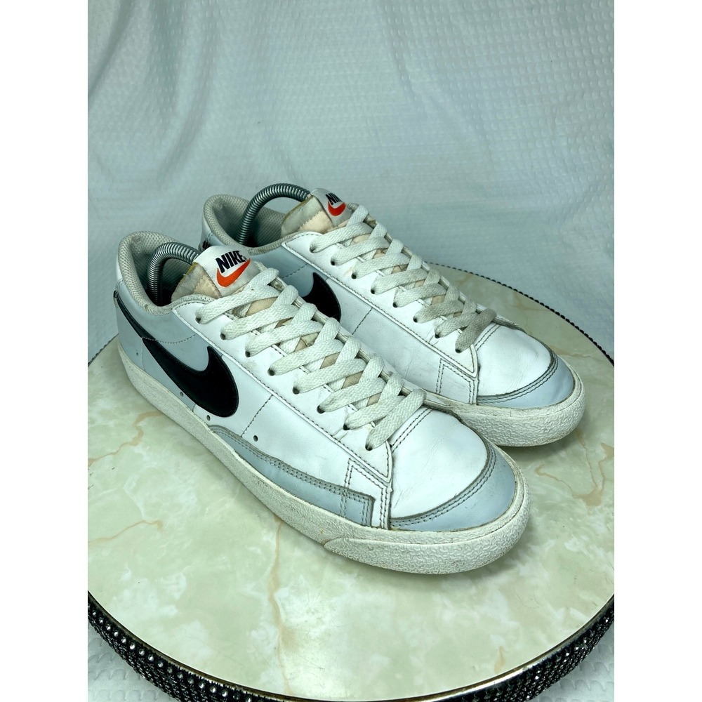 Nike Blazer Low 77 Vtg Skater Shoes Mens 8.5 White Leather Streetwear Sneakers